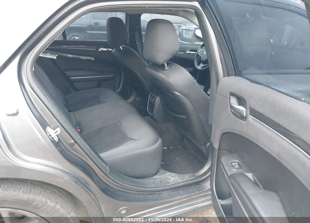 2018 CHRYSLER 300 TOURING VIN: 2C3CCAAG2JH275098