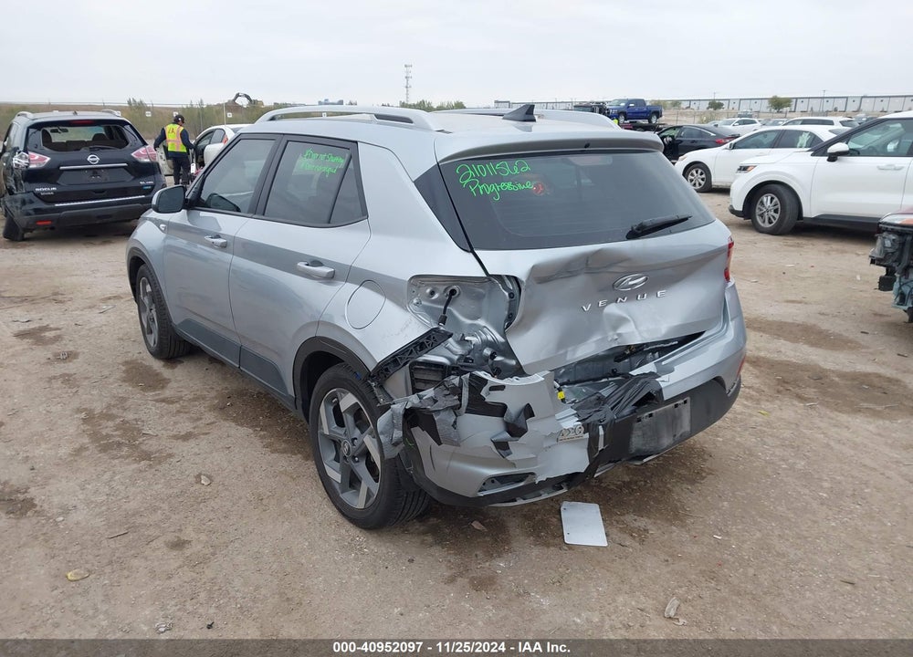 2021 HYUNDAI VENUE SEL VIN: KMHRC8A37MU118739