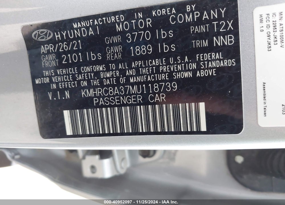 2021 HYUNDAI VENUE SEL VIN: KMHRC8A37MU118739
