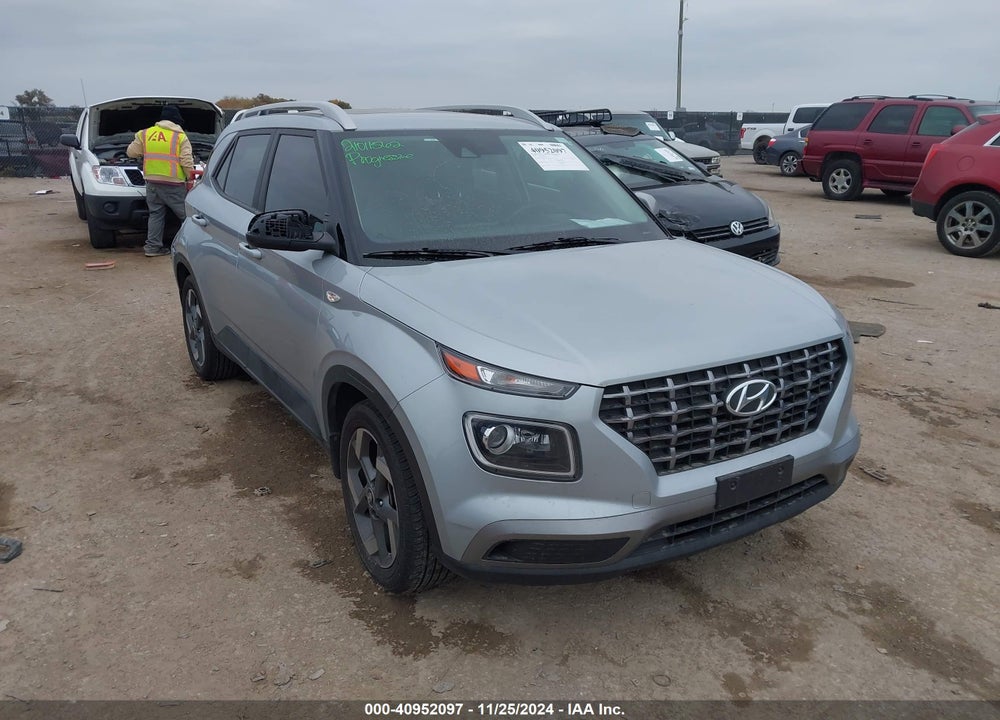 2021 HYUNDAI VENUE SEL VIN: KMHRC8A37MU118739