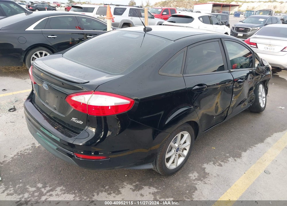 2017 FORD FIESTA VIN: 3FADP4BJ3HM144585