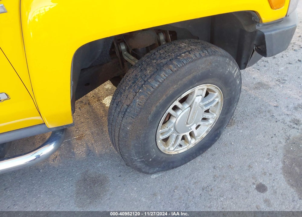 2007 HUMMER H3 SUV VIN: 5GTDN13E978101672
