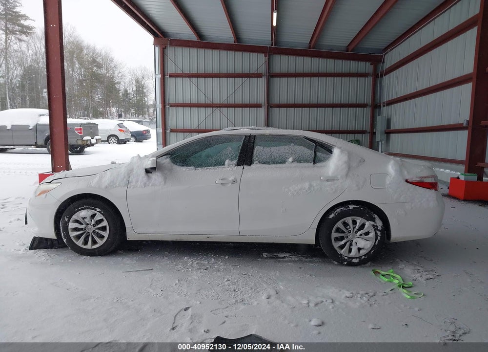 2016 TOYOTA CAMRY LE VIN: 4T4BF1FK8GR575327