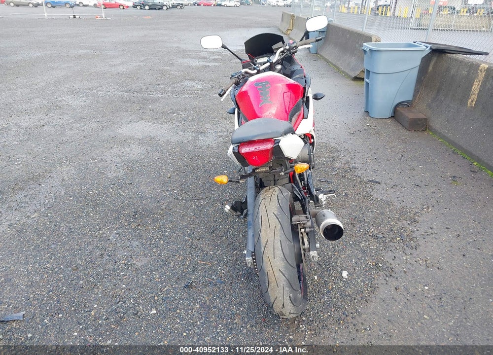 2014 YAMAHA FZ6 R VIN: JYARJ18E1EA013363