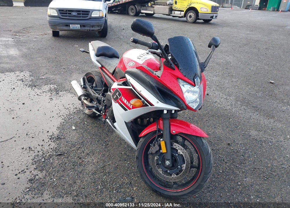 2014 YAMAHA FZ6 R VIN: JYARJ18E1EA013363