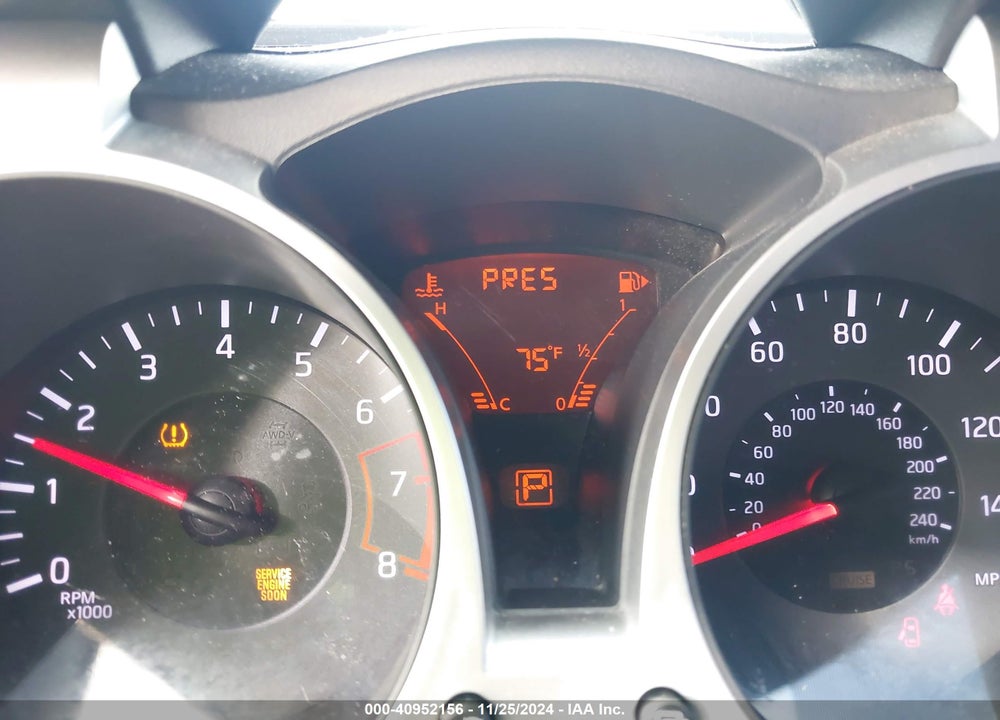 2014 NISSAN JUKE S VIN: JN8AF5MR4ET356793