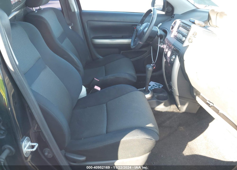 2006 SCION XA VIN: JTKKT624365016510