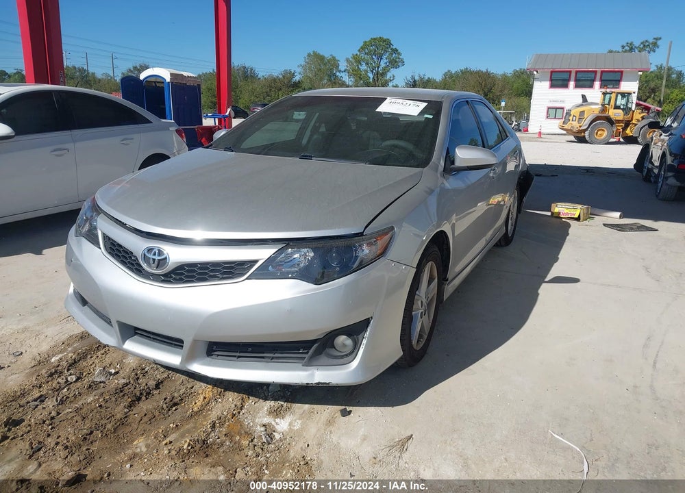 2013 TOYOTA CAMRY SE VIN: 4T1BF1FK4DU252494