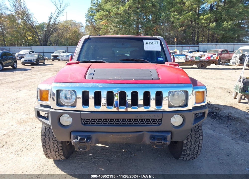 2007 HUMMER H3 SUV VIN: 5GTDN13EX78136186