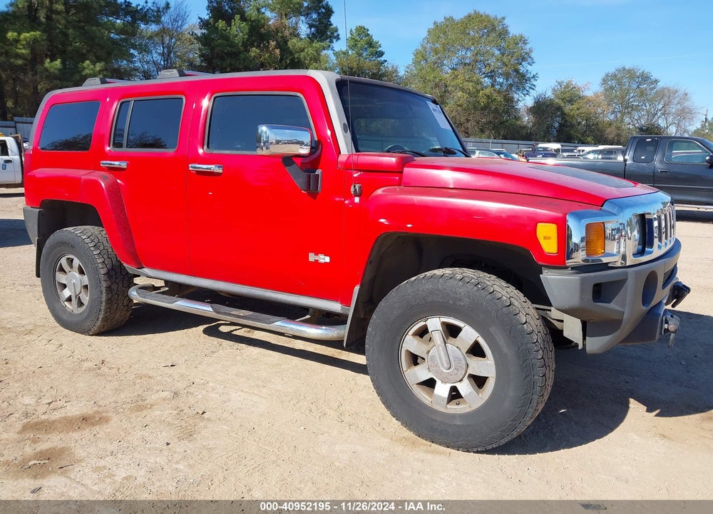 2007 HUMMER H3 SUV VIN: 5GTDN13EX78136186