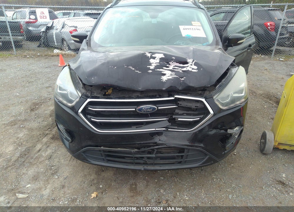 2017 FORD ESCAPE TITANIUM VIN: 1FMCU0J95HUD34782