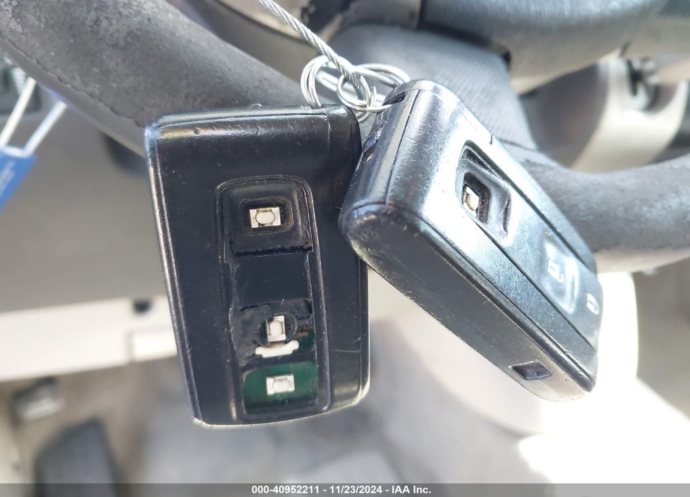 2009 TOYOTA PRIUS VIN: JTDKB20U197840231
