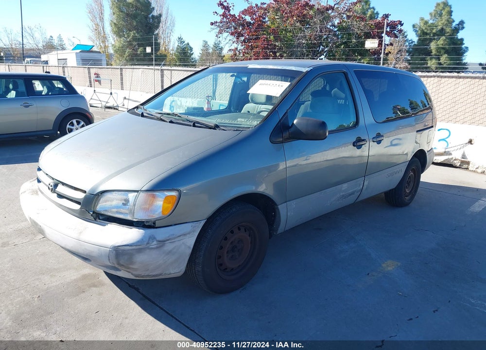 1998 TOYOTA SIENNA LE VIN: 4T3ZF13C1WU011689