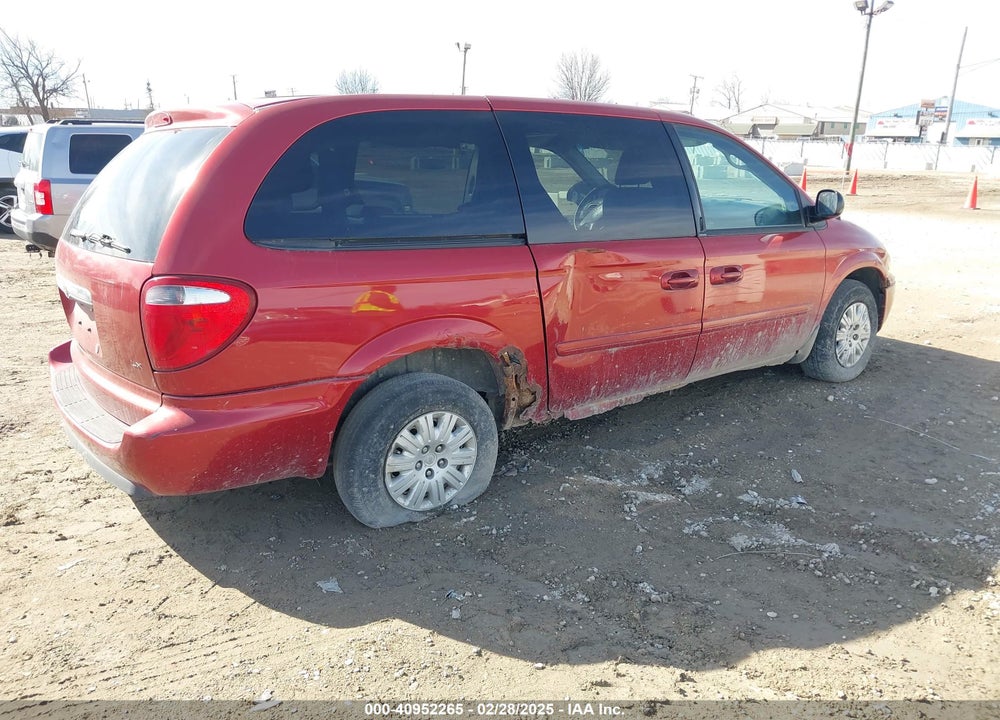 2005 CHRYSLER TOWN & COUNTRY LX VIN: 2C4GP44R95R532614