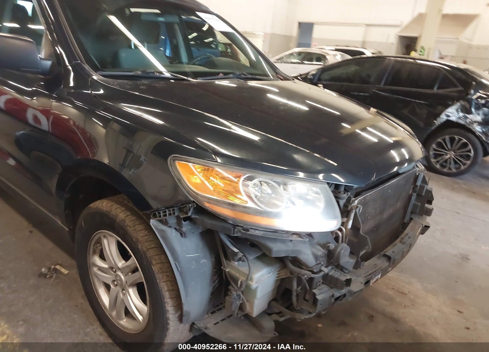2011 HYUNDAI SANTA FE GLS VIN: 5XYZGDAB4BG070026