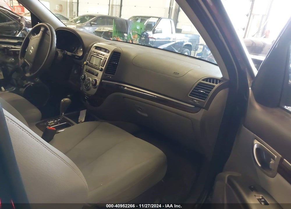 2011 HYUNDAI SANTA FE GLS VIN: 5XYZGDAB4BG070026