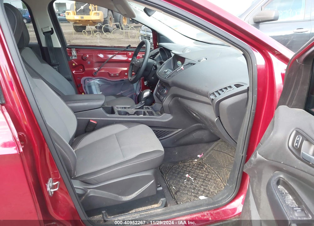 2019 FORD ESCAPE SE VIN: 1FMCU9GD4KUA48610