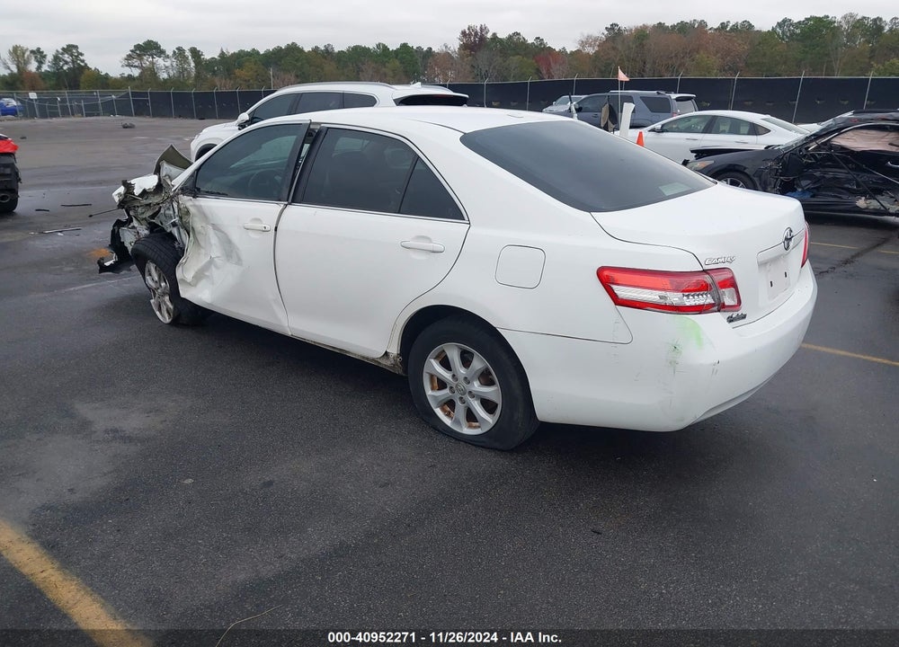 2011 TOYOTA CAMRY LE VIN: 4T1BF3EK9BU750765