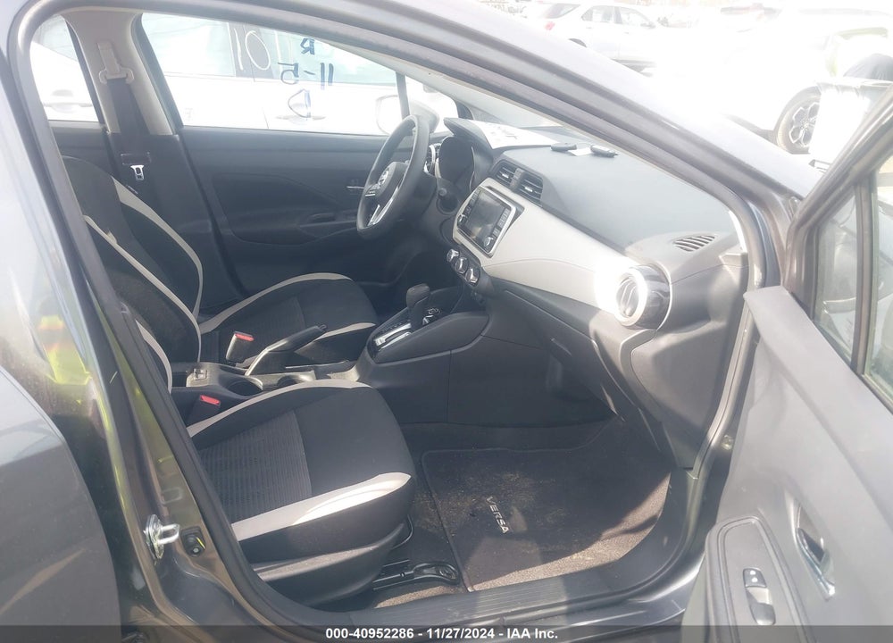 2022 NISSAN VERSA 1.6 SV XTRONIC CVT VIN: 3N1CN8EV8NL863370