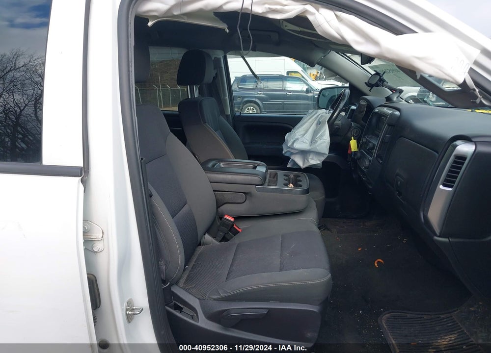 2015 CHEVROLET SILVERADO 1500 1LT VIN: 3GCUKREC0FG117150