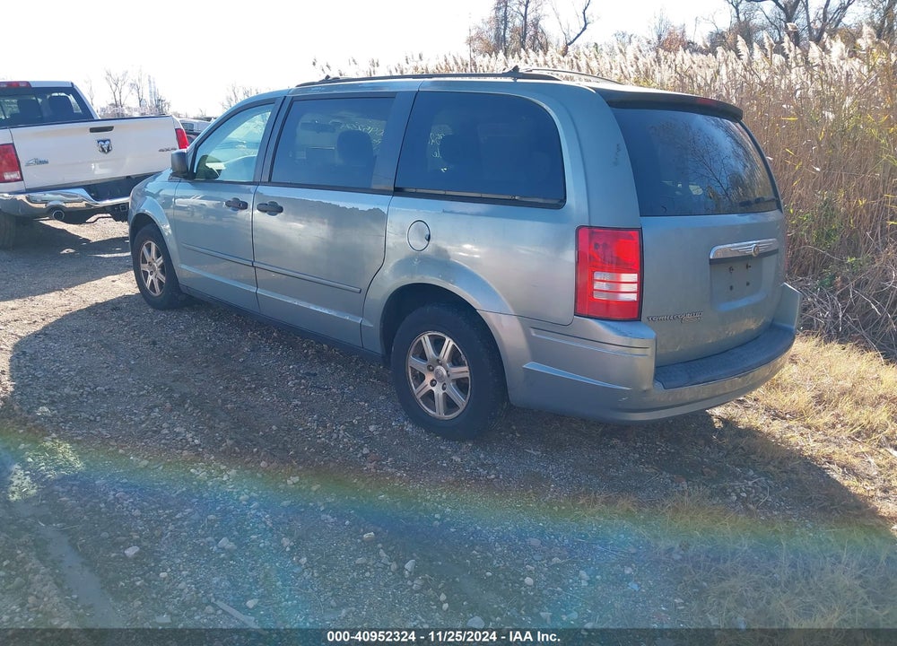 2008 CHRYSLER TOWN & COUNTRY LX VIN: 2A8HR44H08R745700