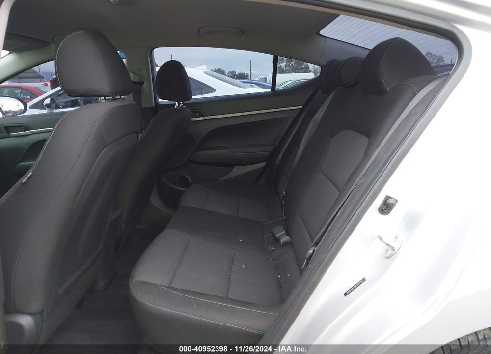 2018 HYUNDAI ELANTRA SE VIN: 5NPD74LF2JH344776