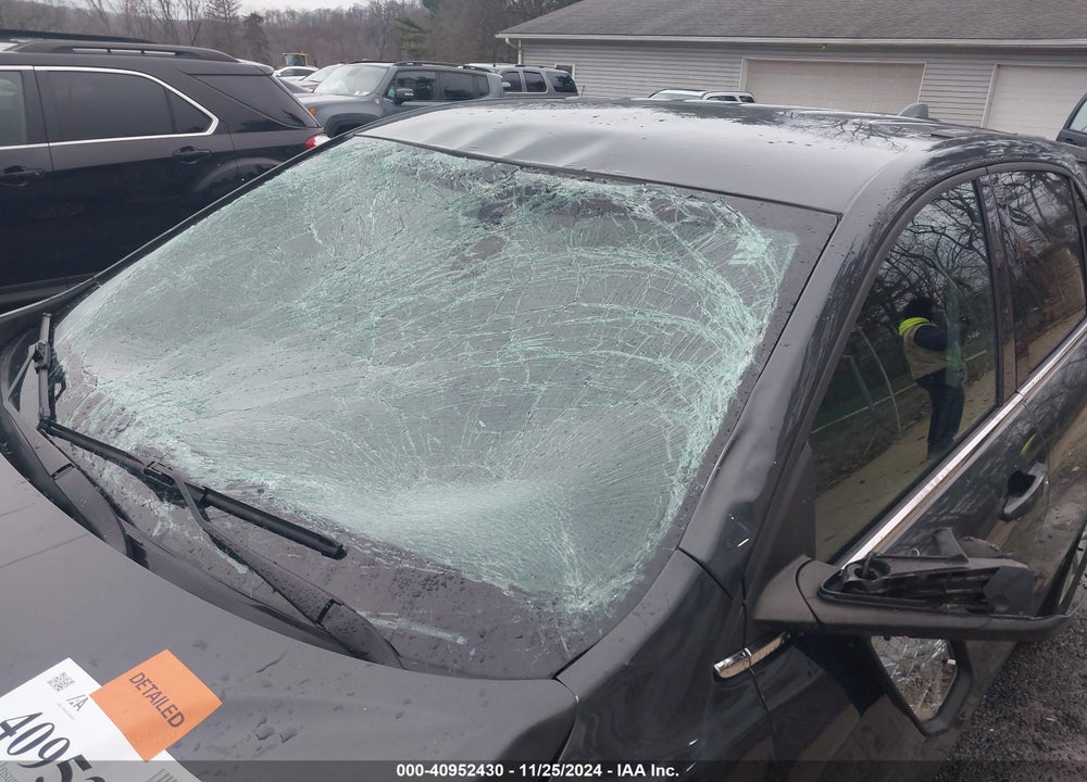 2018 CHEVROLET EQUINOX LT VIN: 3GNAXJEV8JS640114