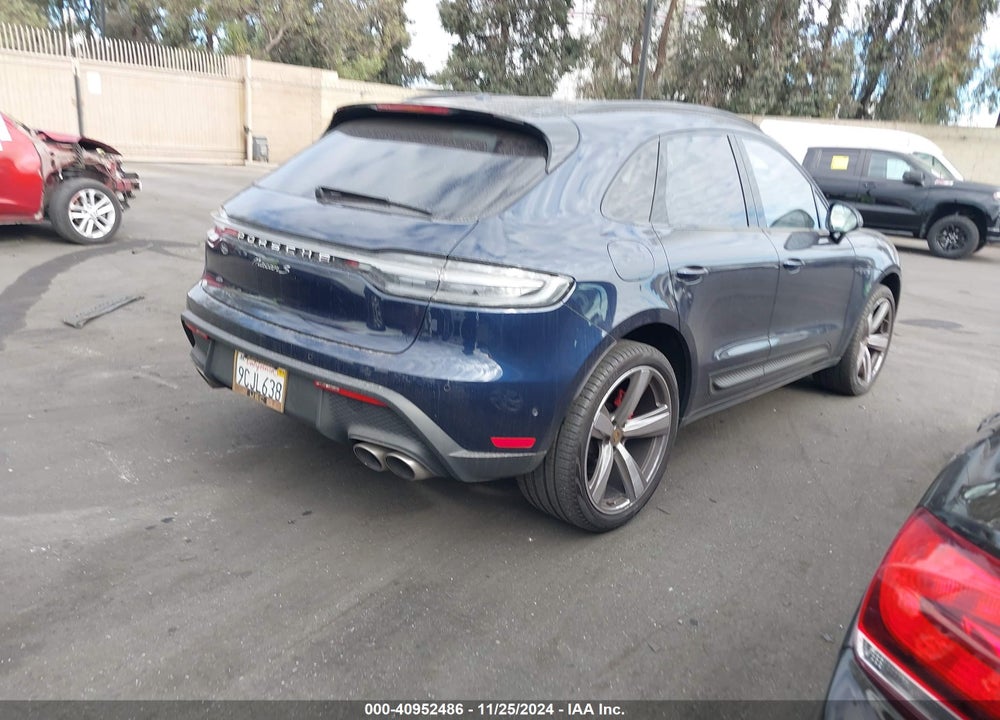 2022 PORSCHE MACAN S VIN: WP1AG2A56NLB23618