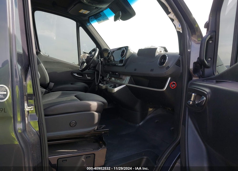 2020 MERCEDES-BENZ SPRINTER 2500 STANDARD ROOF V6 VIN: W1X4EBVYXLT028985