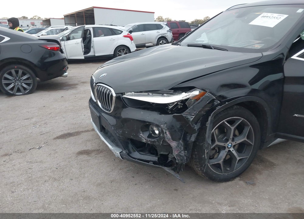 2017 BMW X1 XDRIVE28I VIN: WBXHT3C35H5F87060
