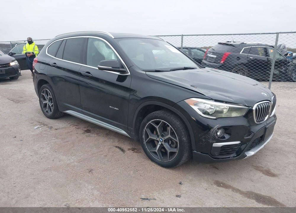 2017 BMW X1 XDRIVE28I VIN: WBXHT3C35H5F87060