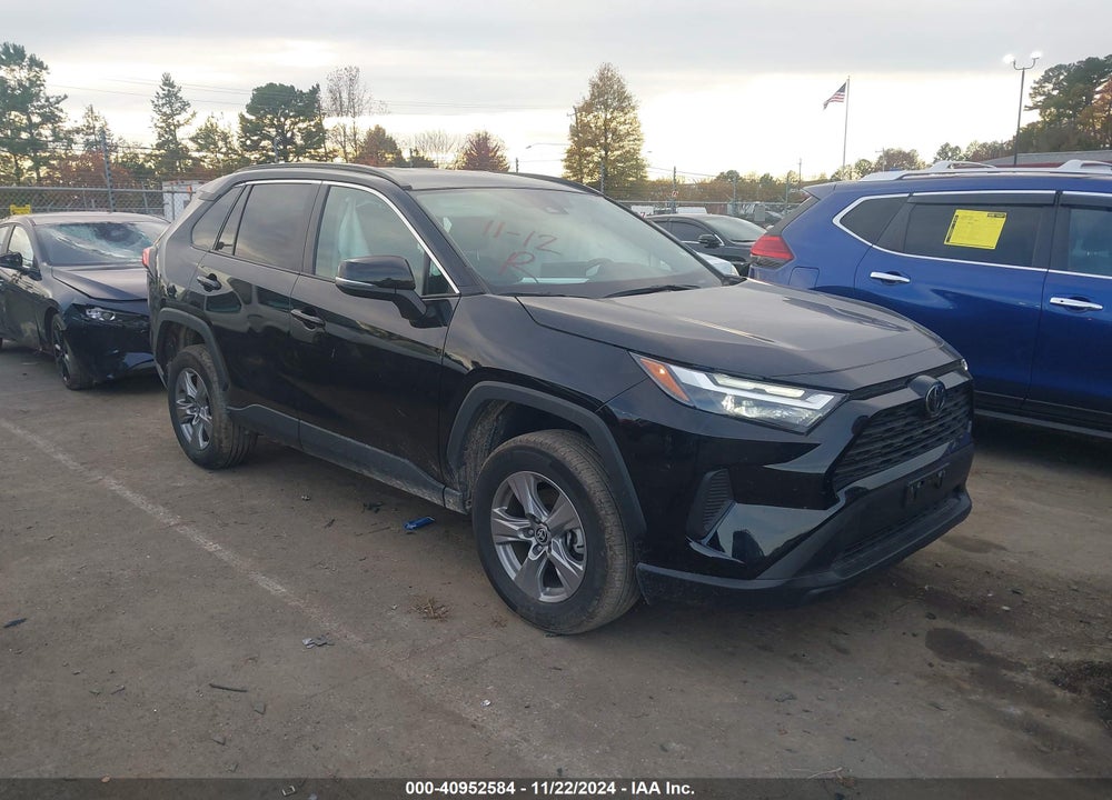 2024 TOYOTA RAV4 XLE VIN: 2T3P1RFV1RW413895