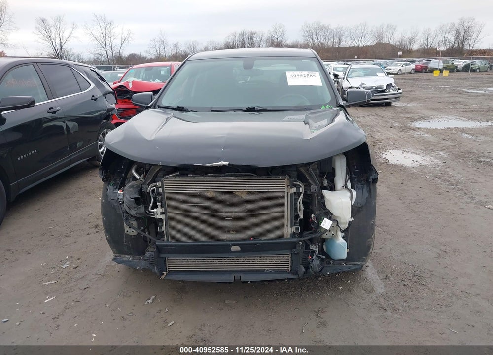 2019 CHEVROLET EQUINOX LT VIN: 2GNAXKEV9K6301447