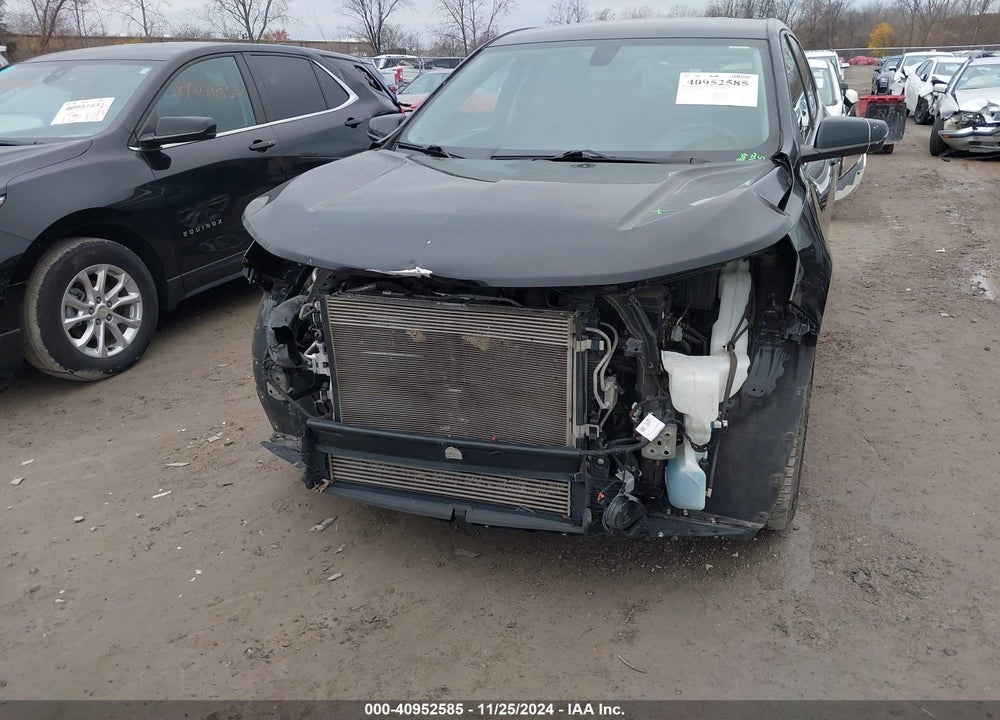 2019 CHEVROLET EQUINOX LT VIN: 2GNAXKEV9K6301447