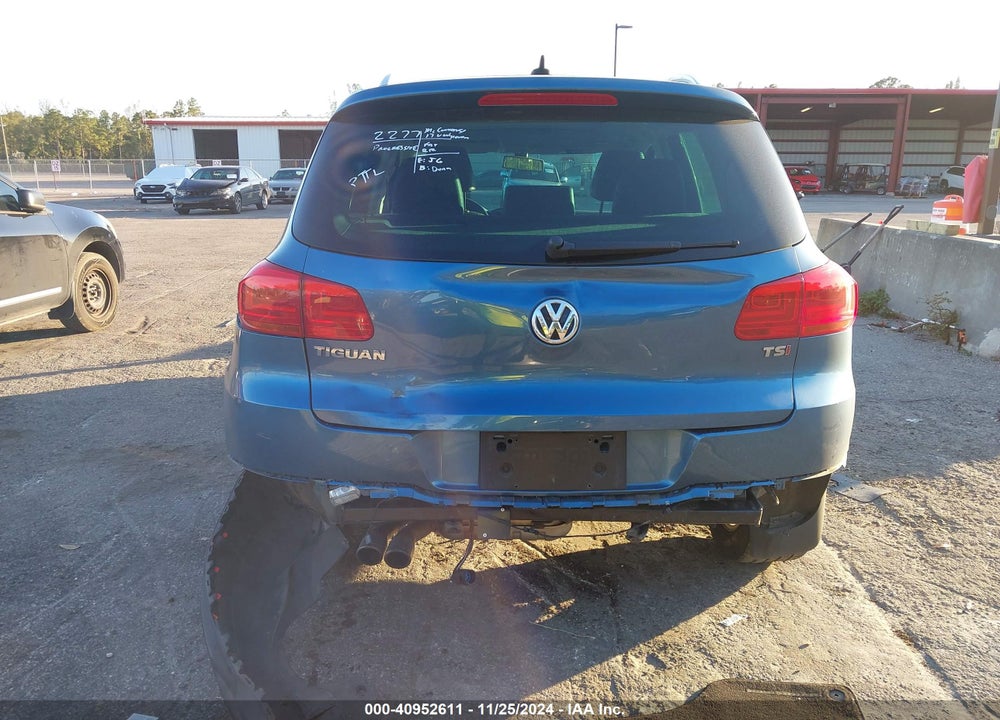 2017 VOLKSWAGEN TIGUAN 2.0T WOLFSBURG EDITION VIN: WVGSV7AX0HK004740