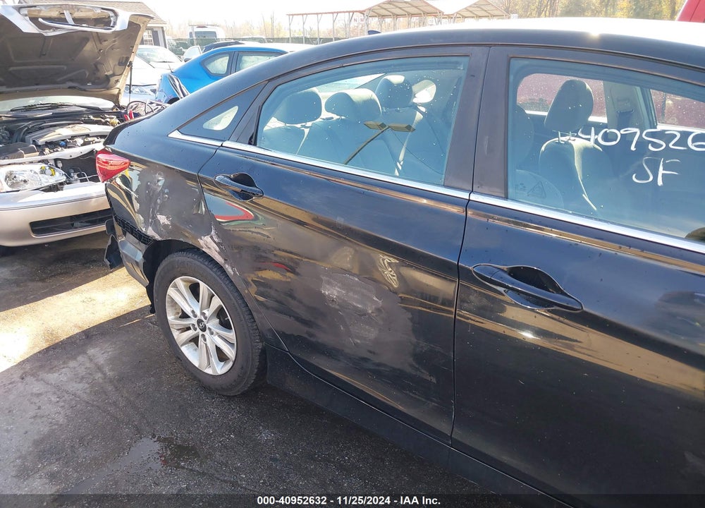 2014 HYUNDAI SONATA GLS VIN: 5NPEB4AC9EH929923