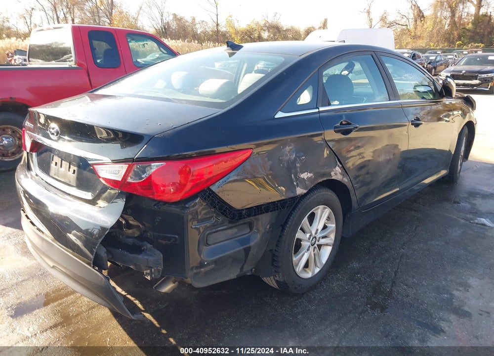 2014 HYUNDAI SONATA GLS VIN: 5NPEB4AC9EH929923