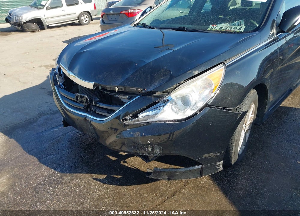2014 HYUNDAI SONATA GLS VIN: 5NPEB4AC9EH929923