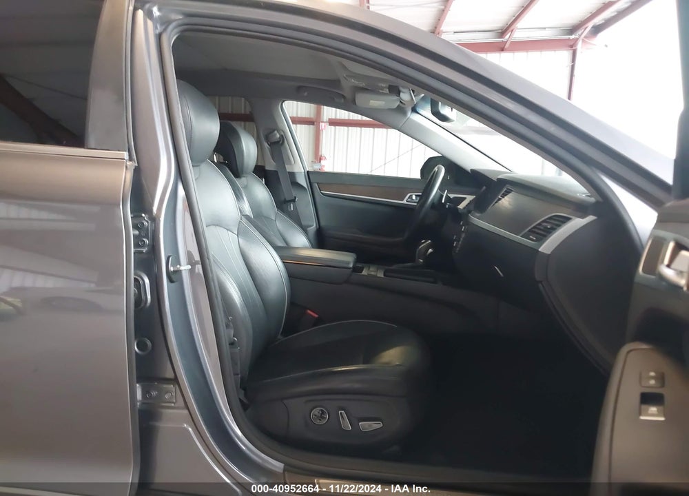 2015 HYUNDAI GENESIS 5.0 VIN: KMHGN4JF2FU085253