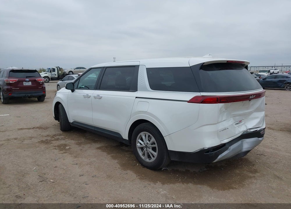 2024 KIA CARNIVAL MPV LX SEAT PACKAGE VIN: KNDNB4H32R6415921