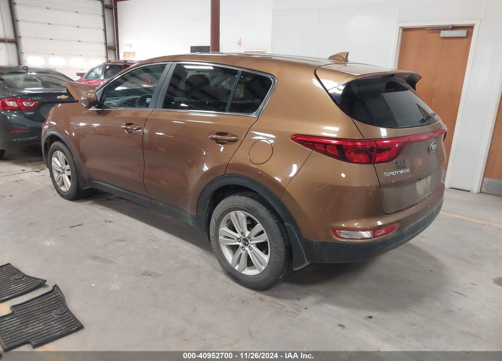 2019 KIA SPORTAGE LX VIN: KNDPMCAC0K7507696