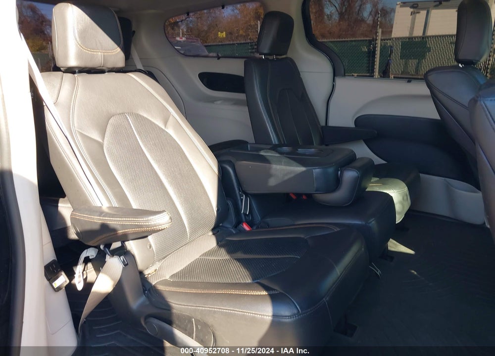 2017 CHRYSLER PACIFICA TOURING L PLUS VIN: 2C4RC1EG5HR522957