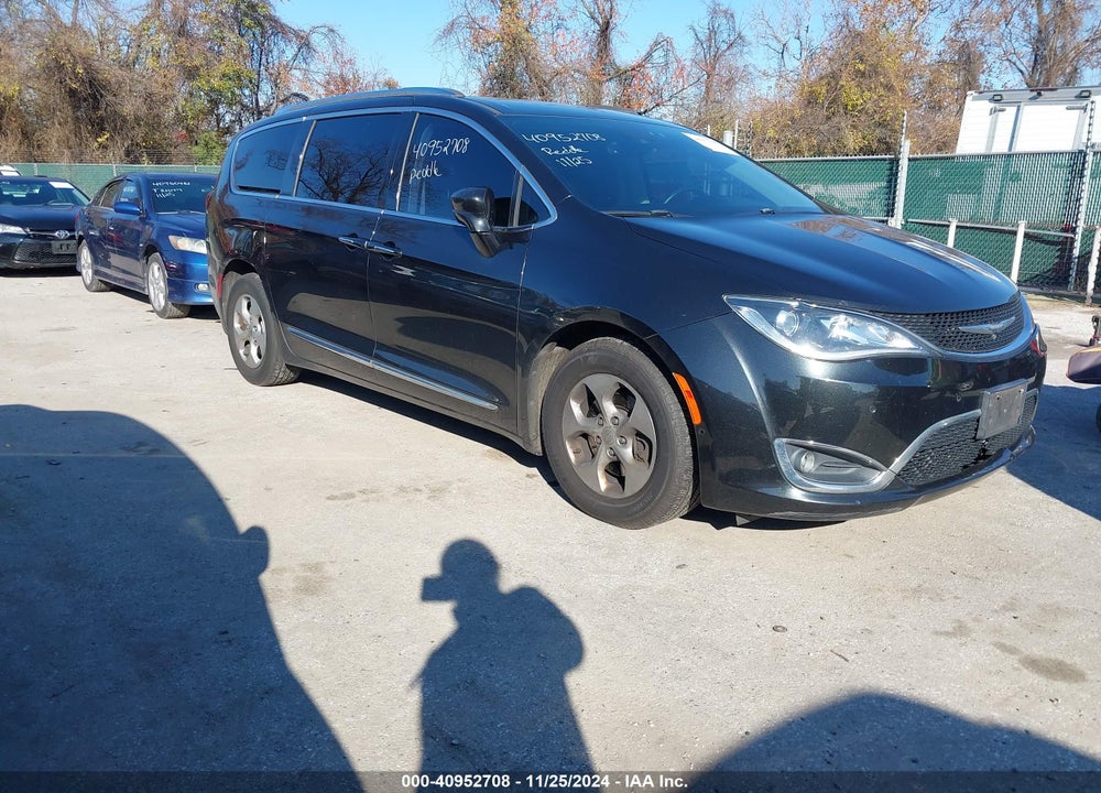 2017 CHRYSLER PACIFICA TOURING L PLUS VIN: 2C4RC1EG5HR522957