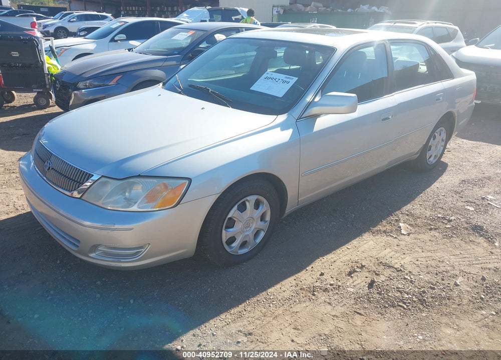 2001 TOYOTA AVALON XL VIN: 4T1BF28B51U140494