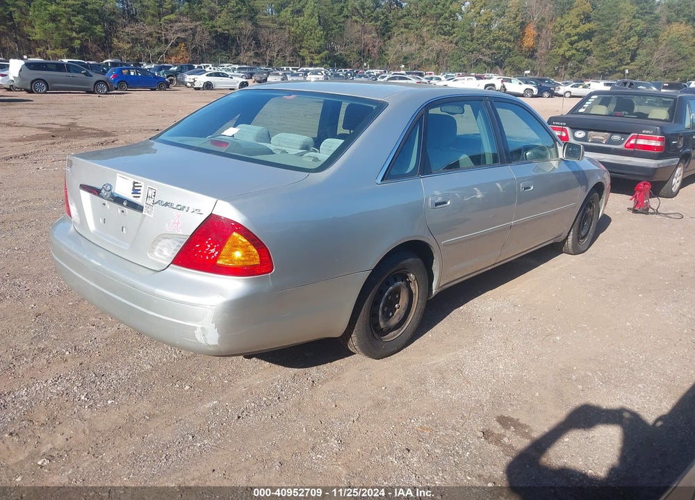 2001 TOYOTA AVALON XL VIN: 4T1BF28B51U140494