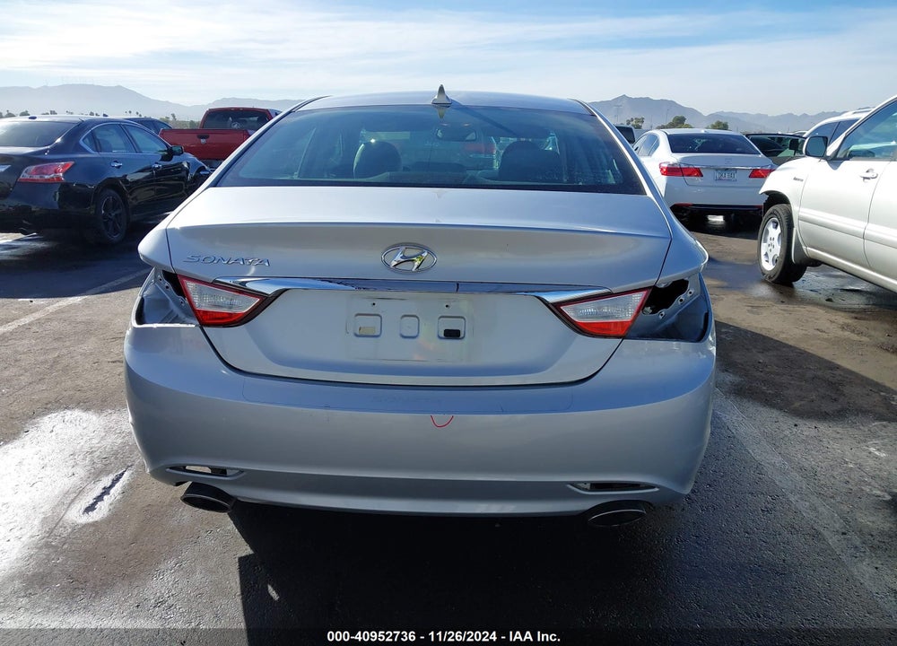 2011 HYUNDAI SONATA VIN: 5NPEC4AC1BH178826