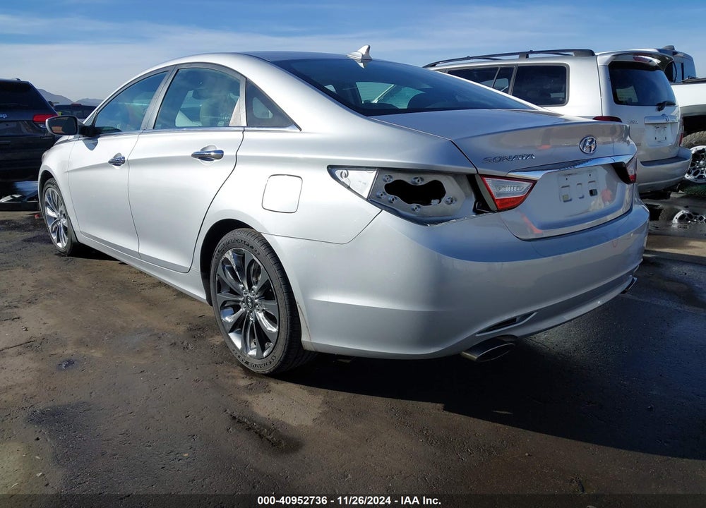 2011 HYUNDAI SONATA VIN: 5NPEC4AC1BH178826