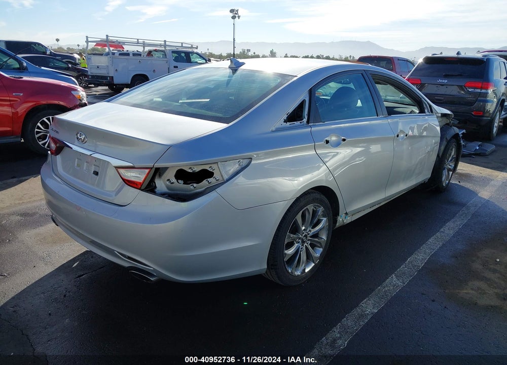 2011 HYUNDAI SONATA VIN: 5NPEC4AC1BH178826