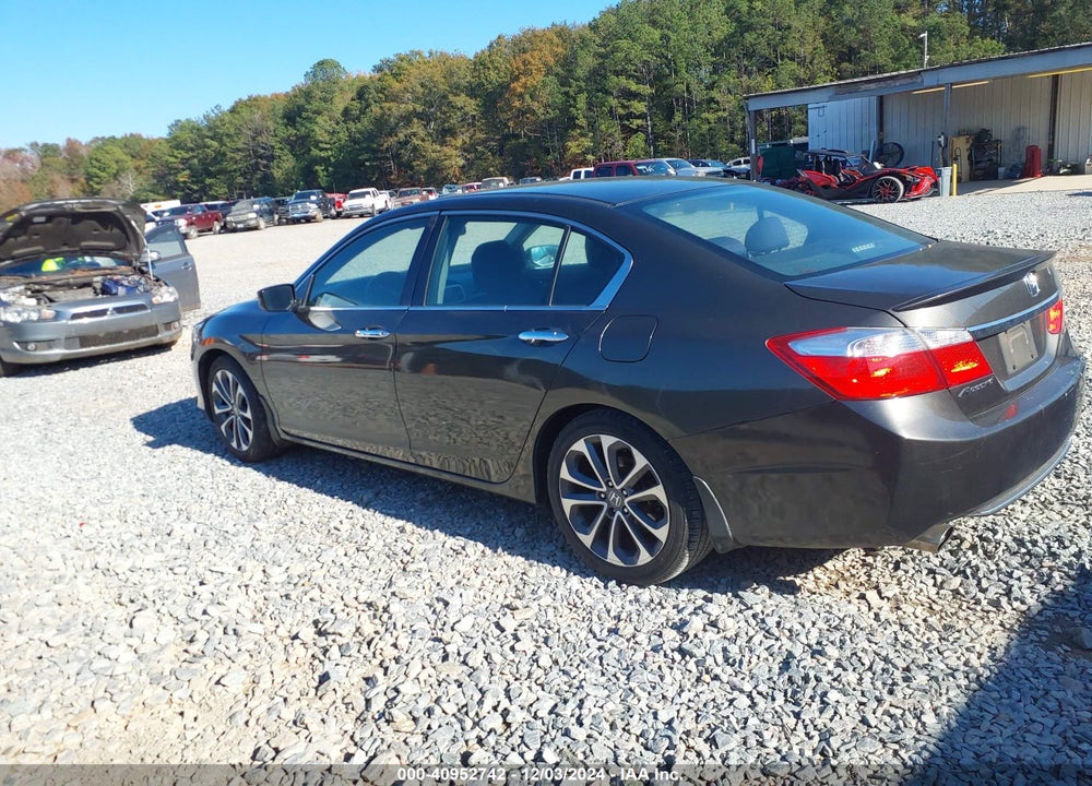 2015 HONDA ACCORD VIN: 1HGCR2F56FA012837