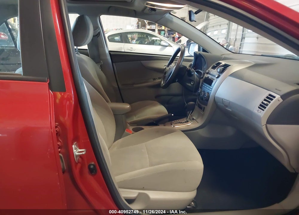 2011 TOYOTA COROLLA LE VIN: 2T1BU4EEXBC616726